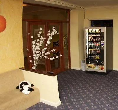 Apple Hotel
